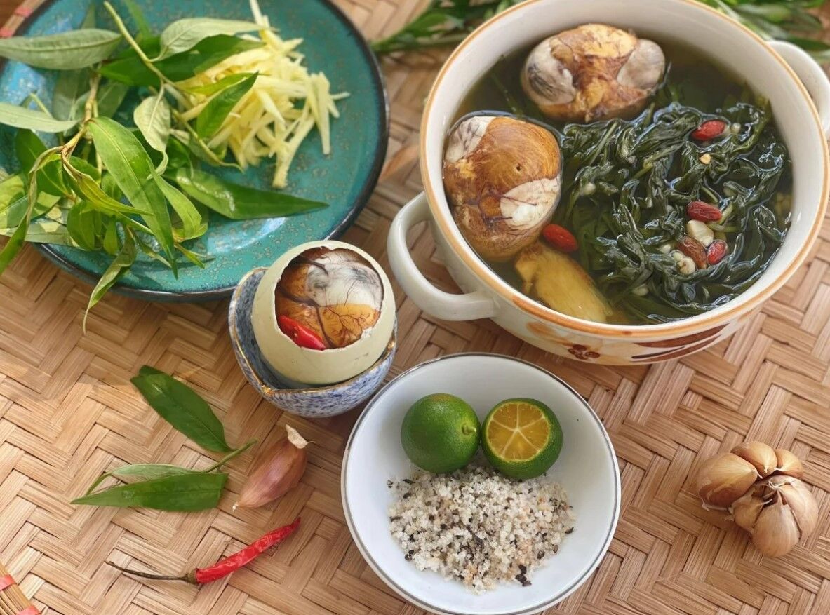 Dive into the daring taste of Hanoi Travel